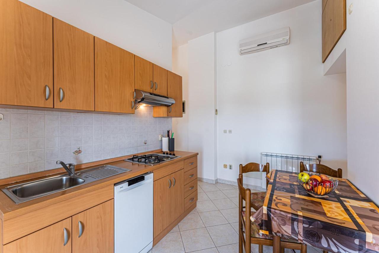 Apartmani Mirela Banjole Exteriér fotografie